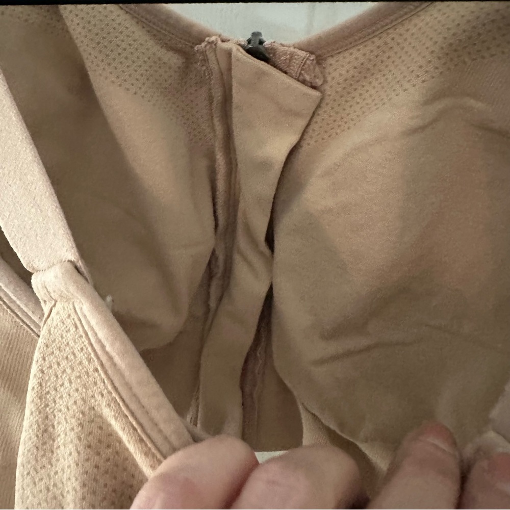 Prairie Wear HuggerVIDA Secondary Care Medical Bra XL - Picture 8 of 10